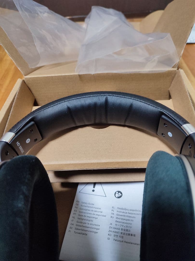 【セット】ゼンハイザー HD599SE + 純正 4.4mmバランスケーブル