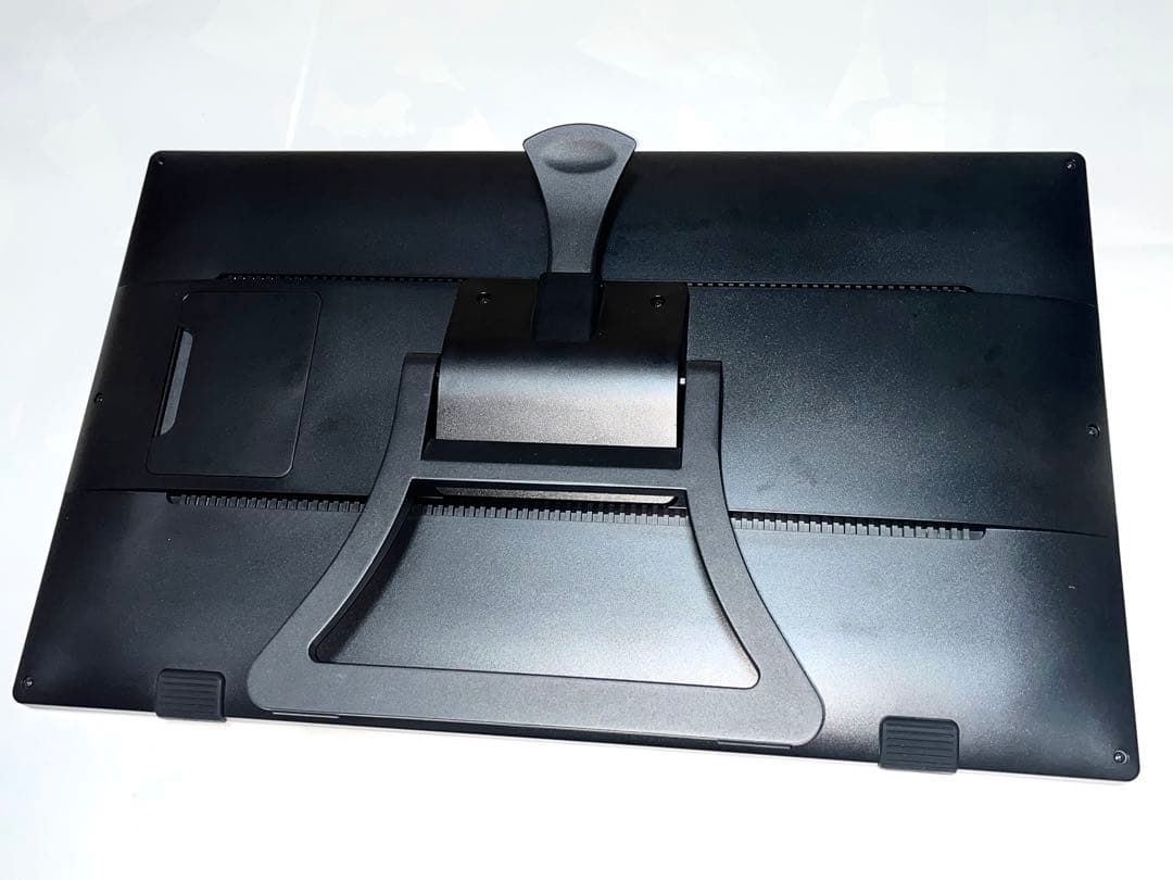 XP-Pen Artist24 2K QHD 液タブ