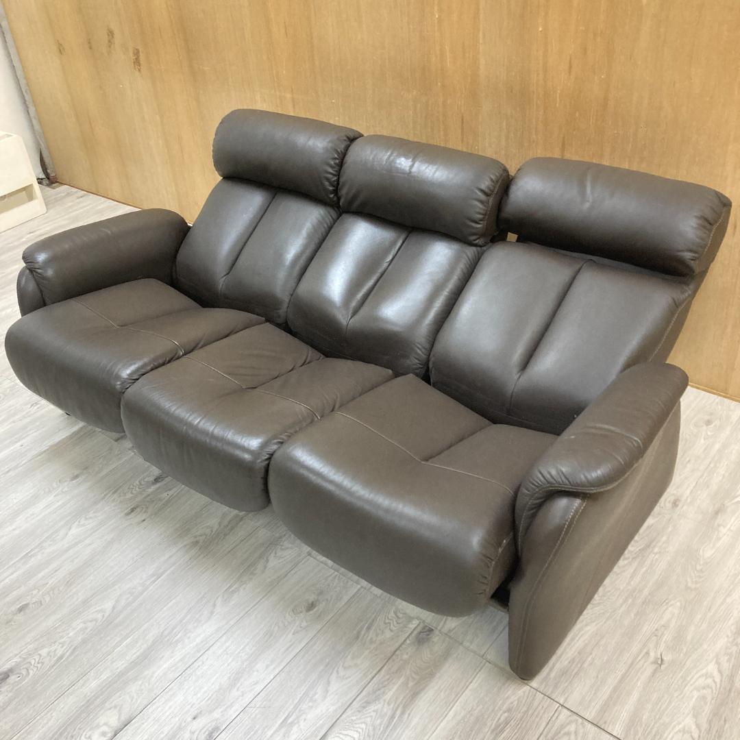 リクライニングソファ　三人掛け　ヘッドレスト可動式　本革