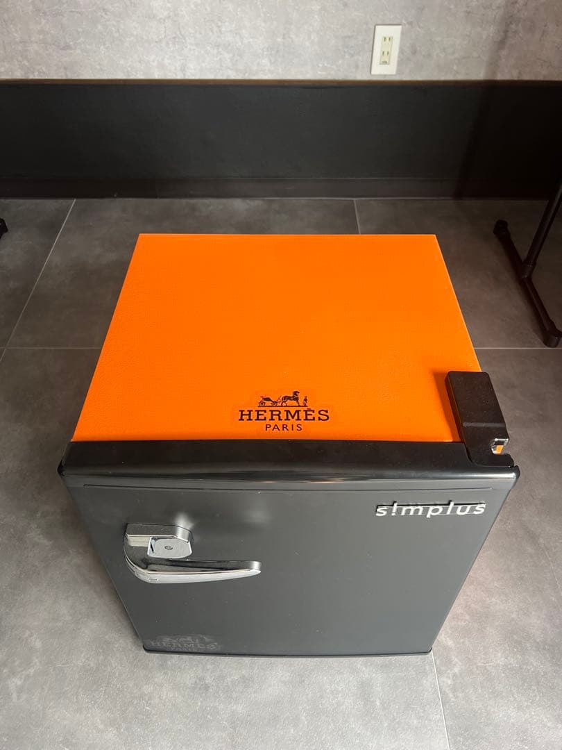 simplus 小型冷蔵庫 黒 オレンジ エルメス お洒落な アメリカン 家具