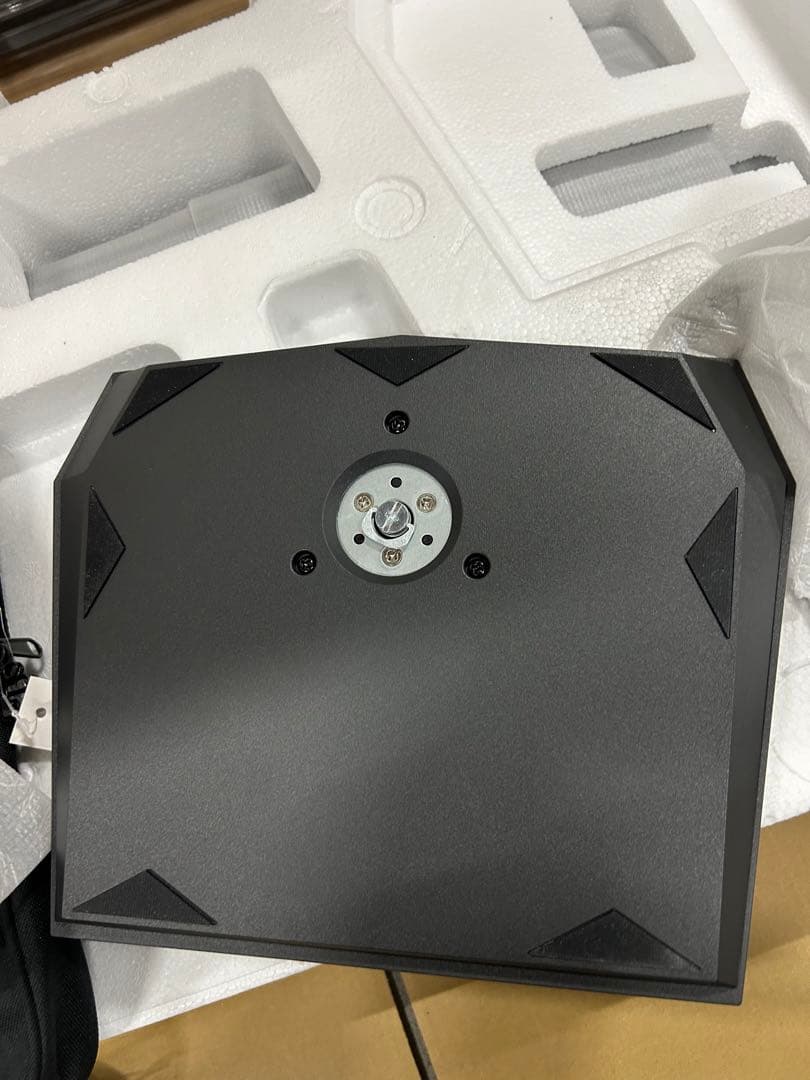 ASUSゲーミングモニター　ROG Strix OLED XG27UCDMG