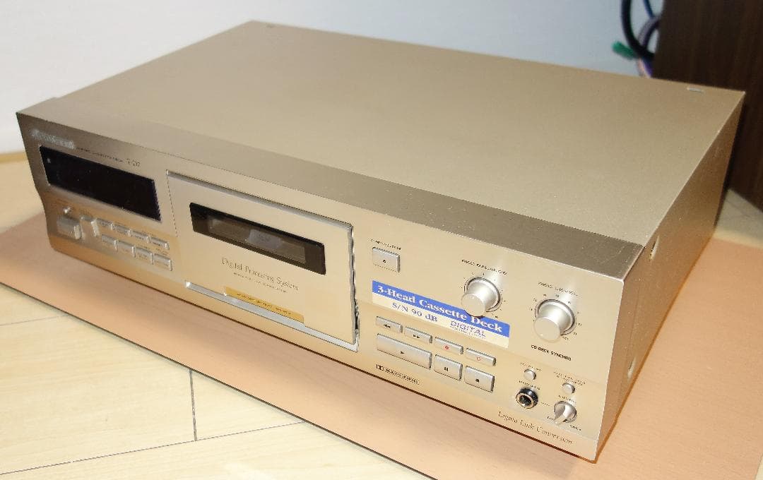 【状態優良・完動品】Pioneer T-D7 カセットデッキ【高音質】