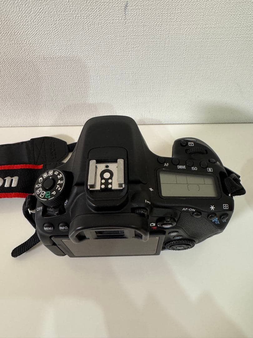 Canon EOS 80D デジタル一眼レフ 本体と付属品