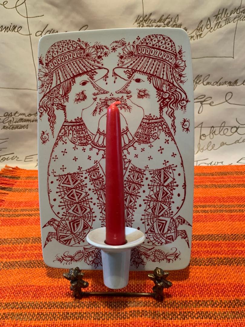 ビヨンヴィンブラッド　レアなビンテージの少女が描かれた壁掛けキャンドルスタンド！