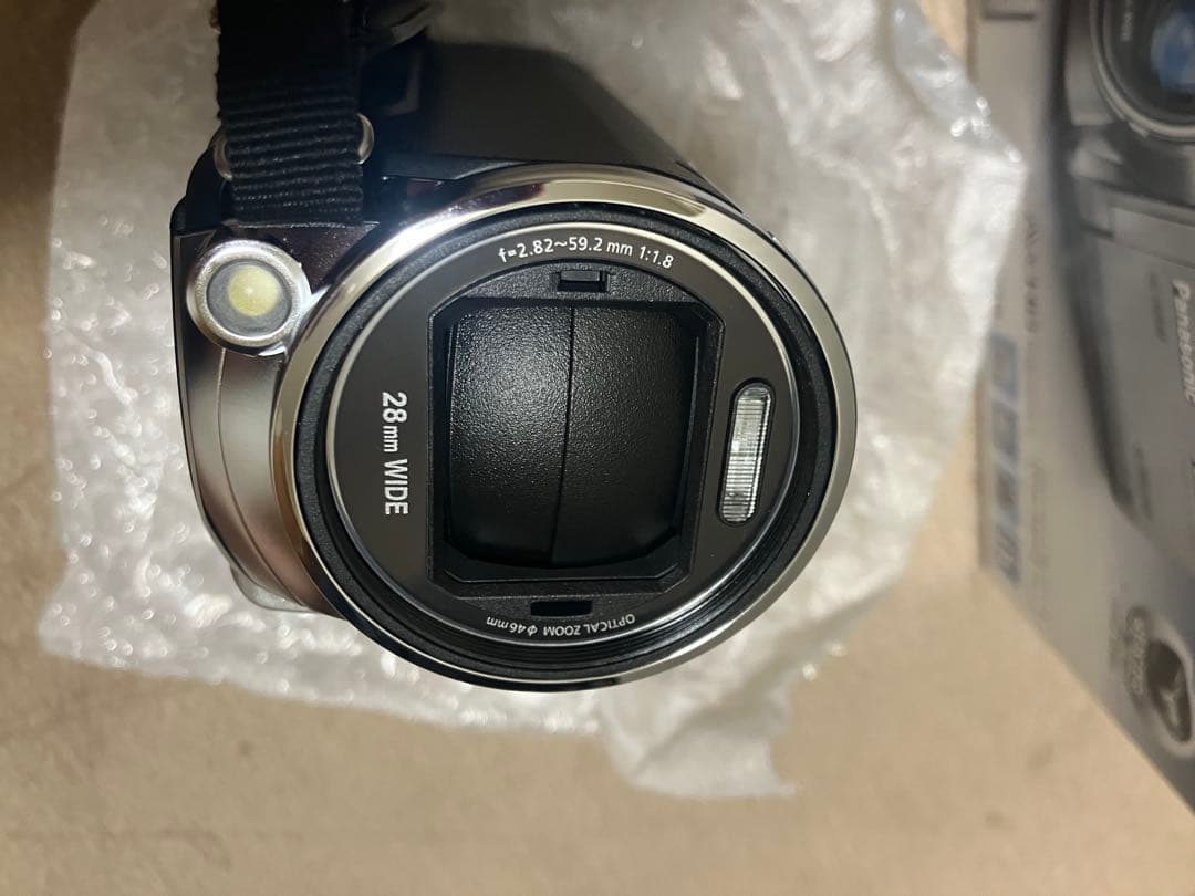 新品未使用Panasonic HC-V600M 本体のみ