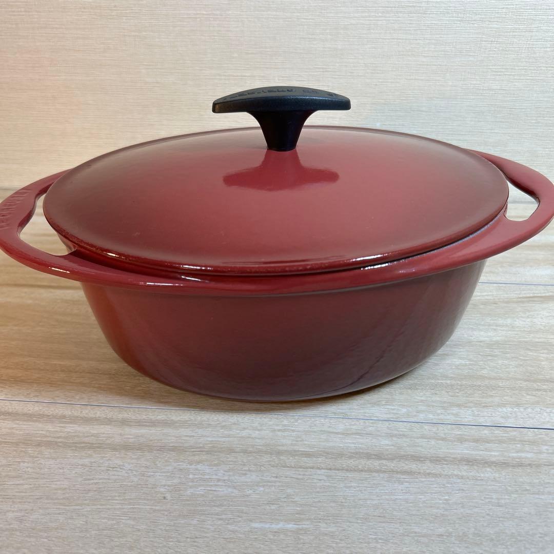 ルクルーゼ　センセーション　オーバル　バーガンディ　25cm 両手鍋　鍋