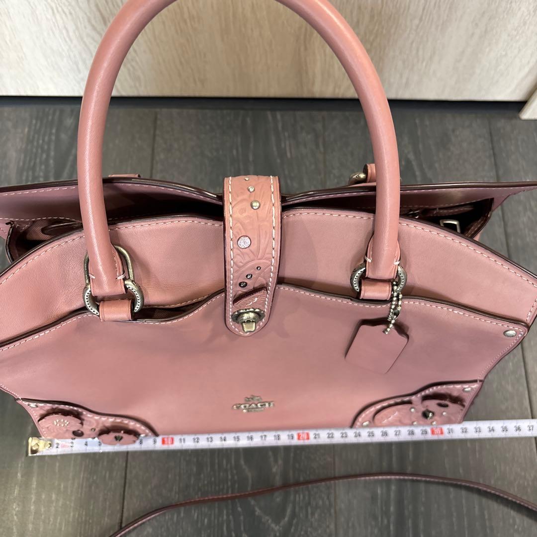 COACH ピンクレザーハンドバッグ