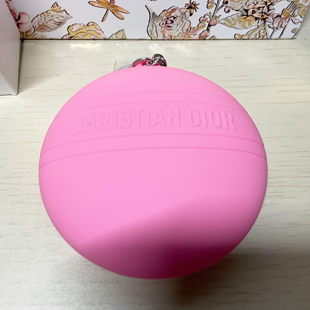 7月までDIOR LEBAUME 限定ハンドクリームホルダー付(展開店舗限定品)