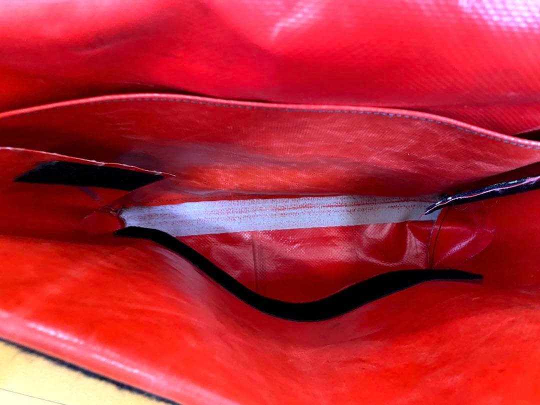 FREITAG ショルダーバッグ 赤　フライターグ