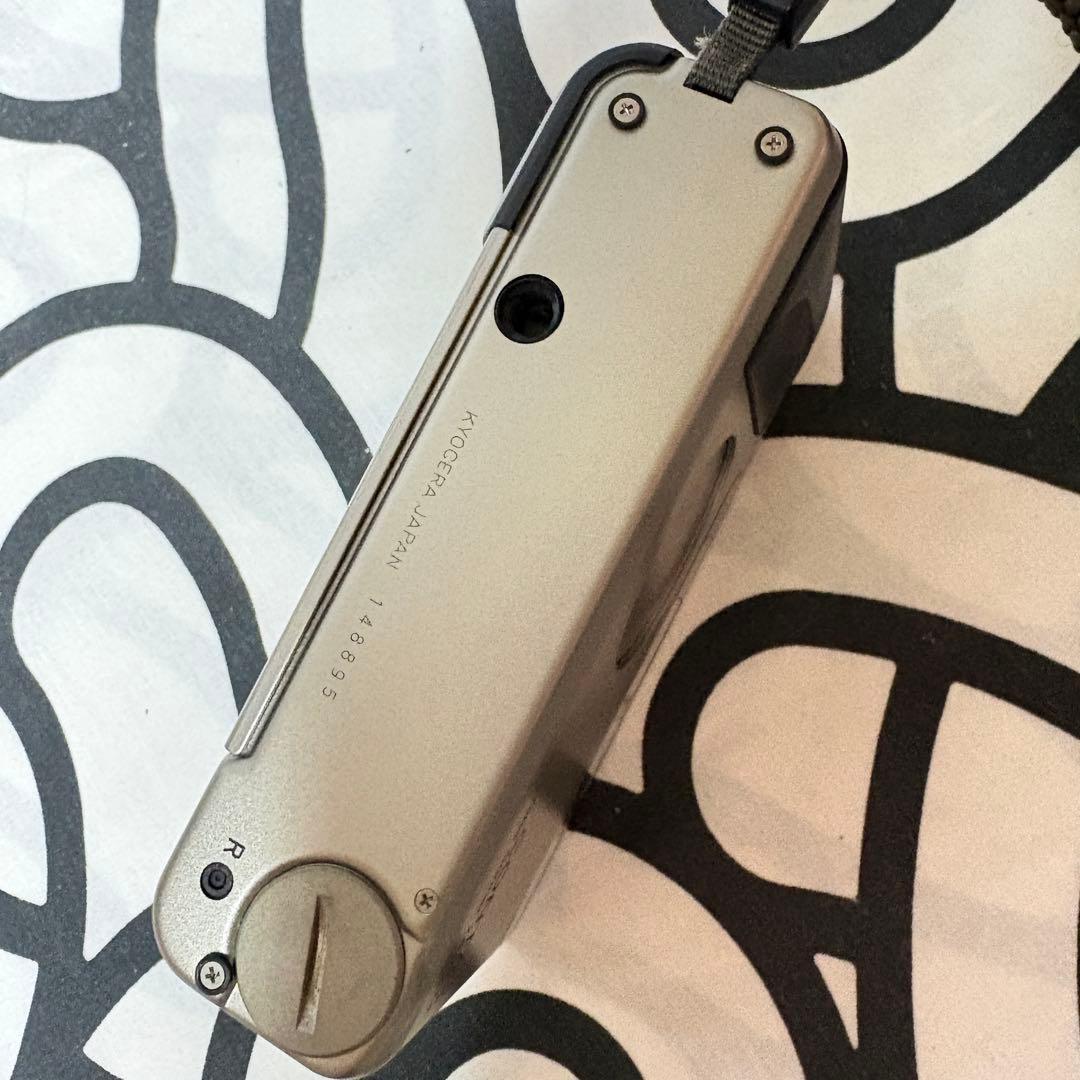 CONTAX T2 CarlZeiss Sonnar2.8/38 フィルムカメラ