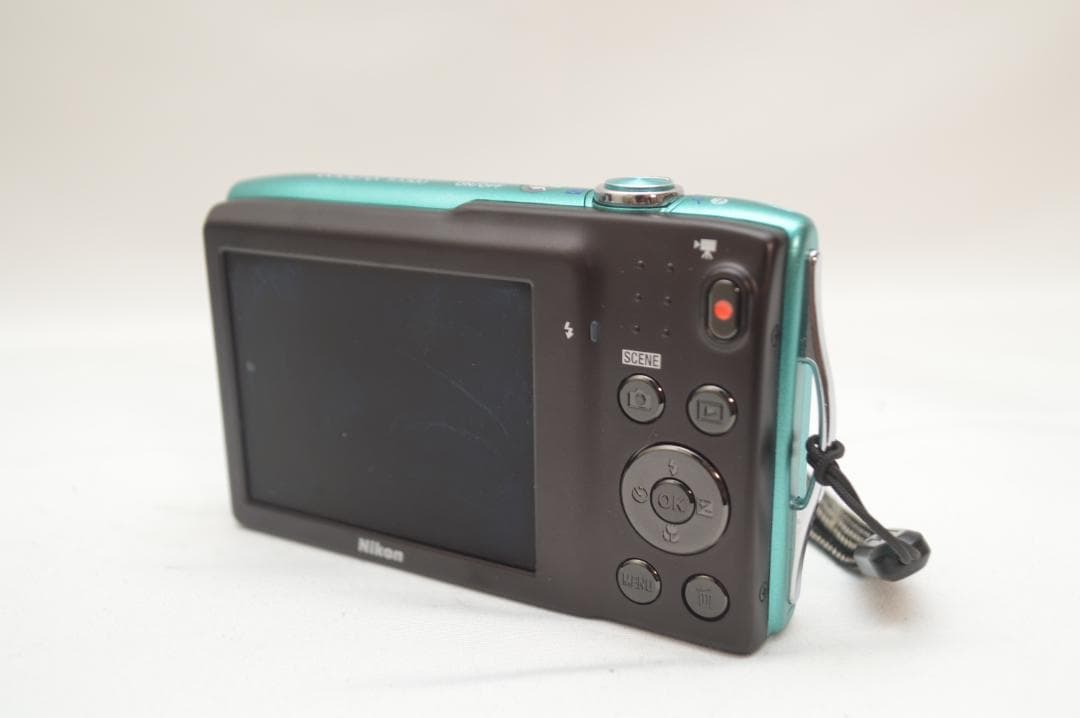 ✨美品✨ Nikon Coolpix S3300 ブルー