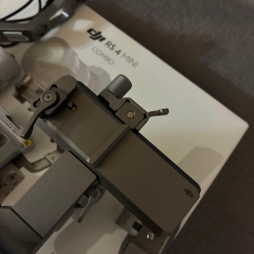 DJI RS 4 Mini クリエイター コンボ