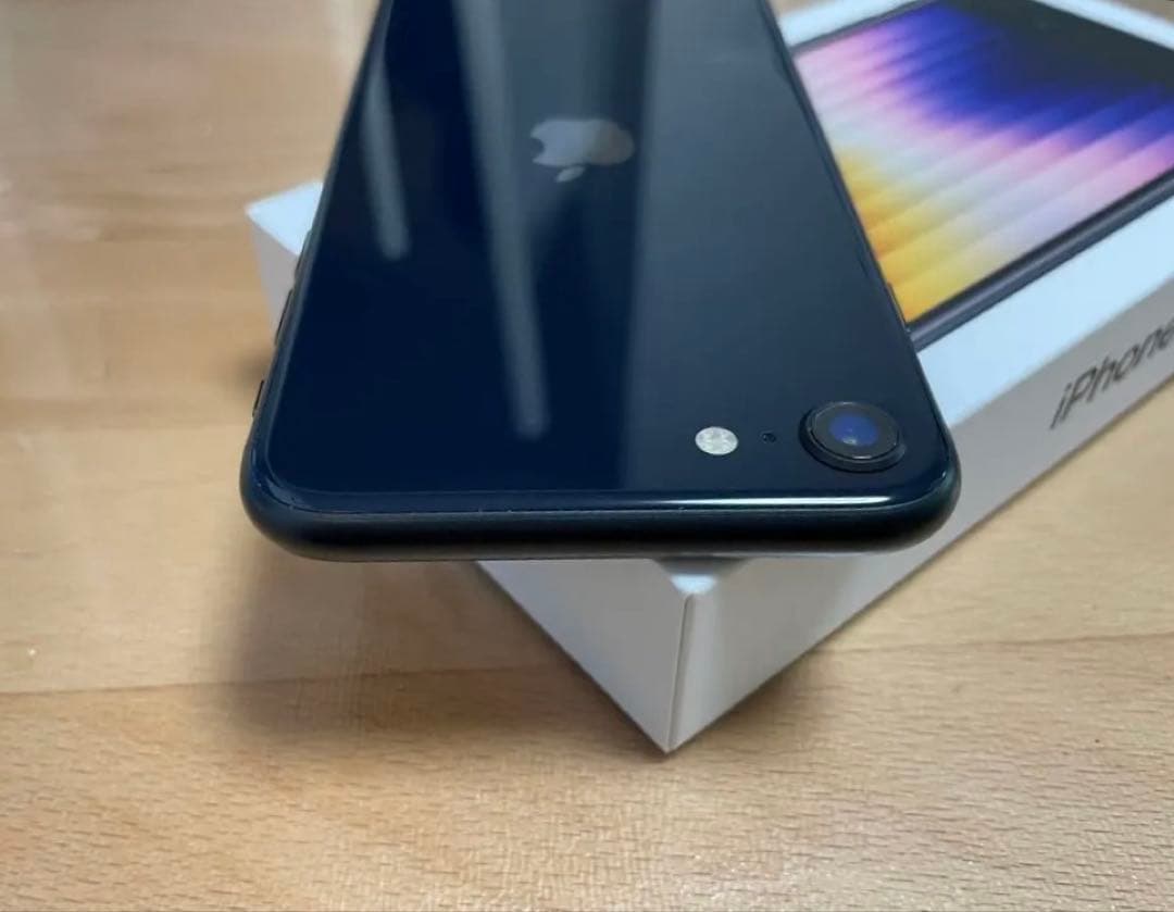 iPhoneSE 第3世代 本体 64gb iPhone SE se3 ブラック