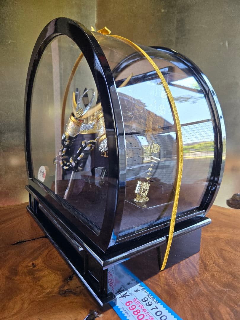 juju ☆彡【展示品限り】五月人形　兜　上杉謙信　ケース飾り　K39