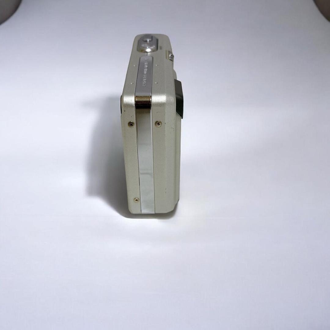 CASIO EXILIM EX-Z77 シルバー　箱付き