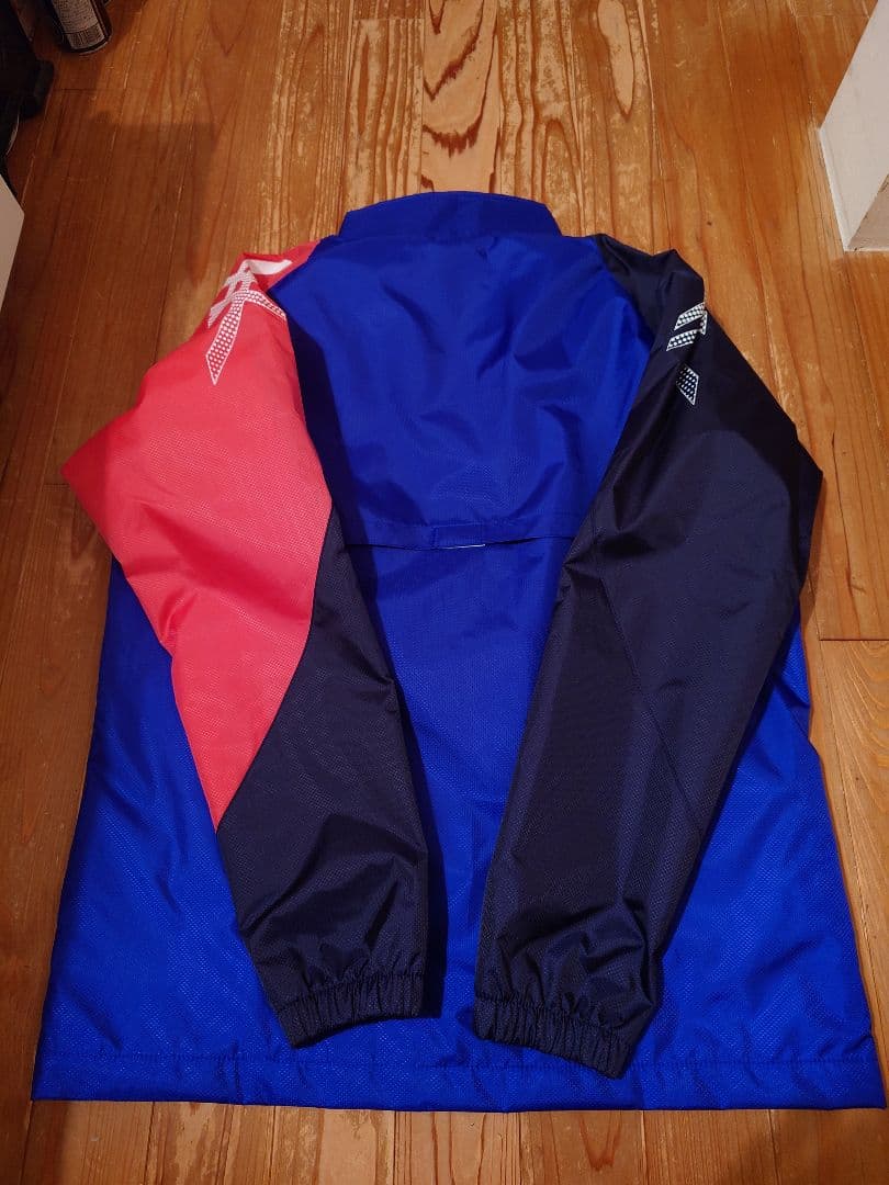 アシックス　オーダーメイドウィンドブレーカー　上下セット