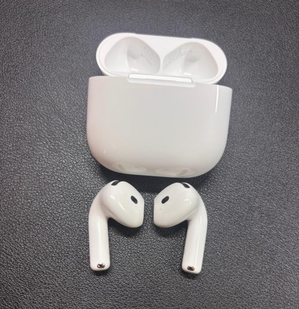 Apple正規品 ANC搭載 AirPods4