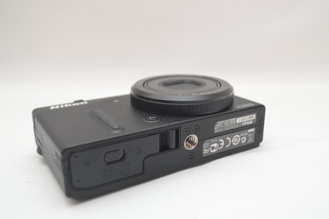 ✨未使用美品✨ Nikon Coolpix P330 ブラック
