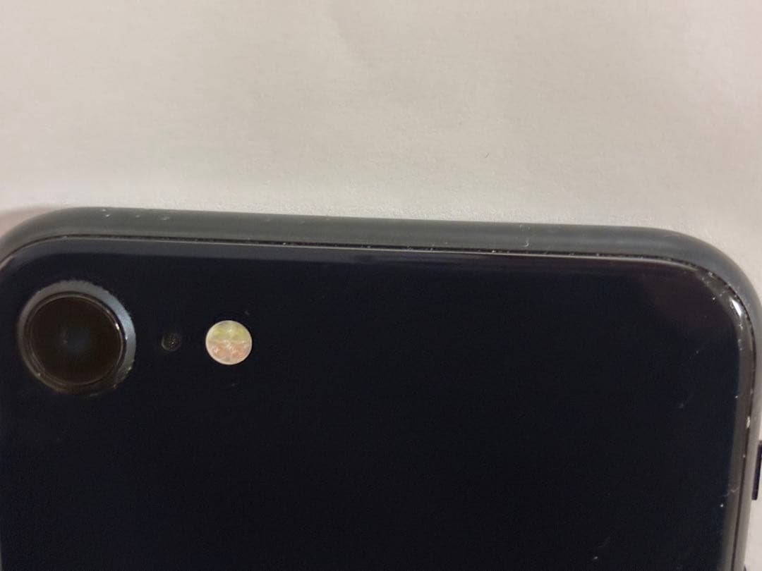 iPhone SE 第3世代64GB ミッドナイト SINフリーバッテリー81％