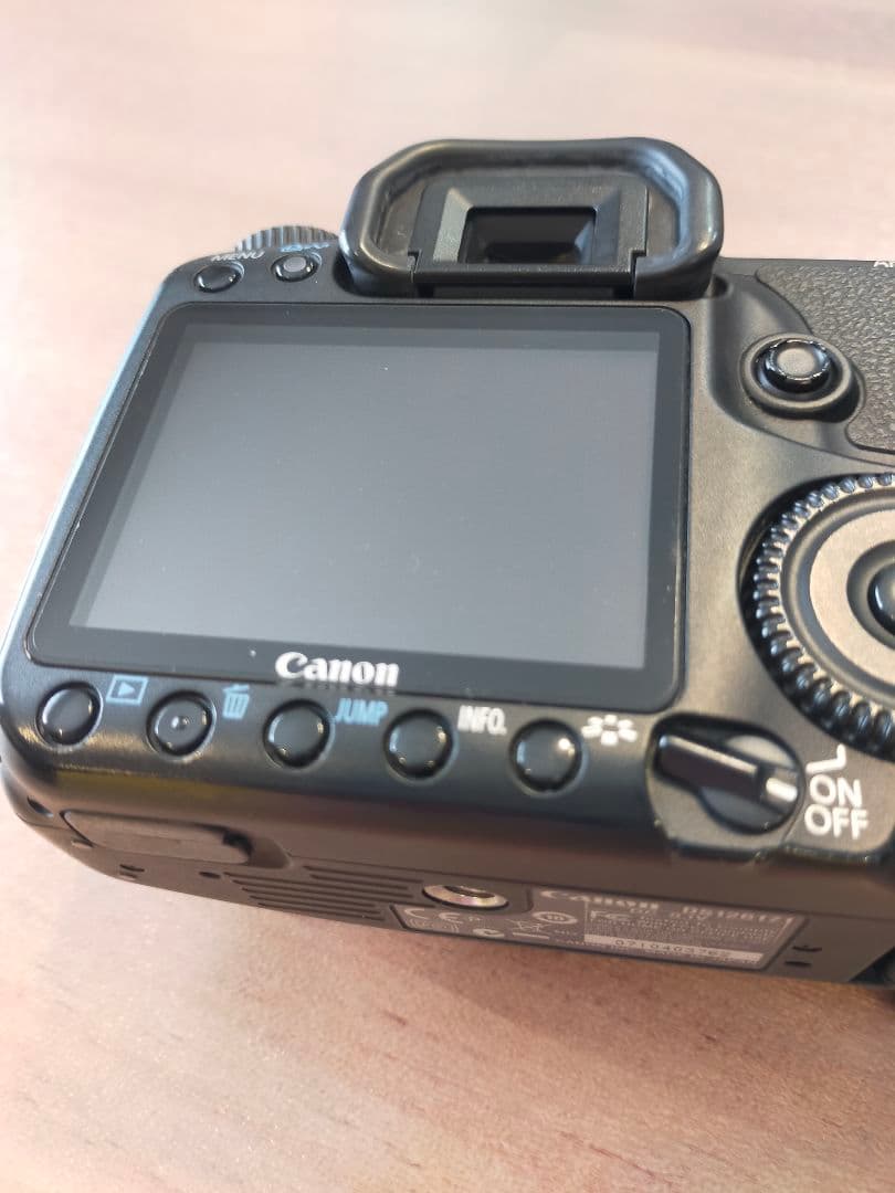 Canon EOS 40D デジタル一眼レフカメラ　キャノン