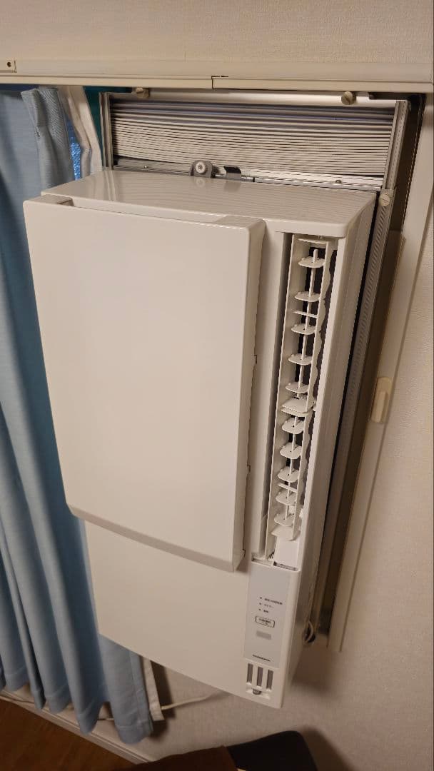 【大阪市淀川区 引取限定】コロナルームエアコン CWH-A1824R