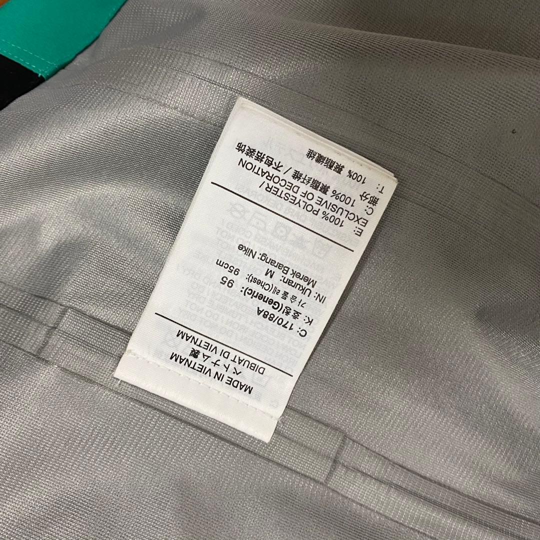 状態◎ エアジョーダン　ゴアテックスマウンテンパーカー　クレイジーカラー