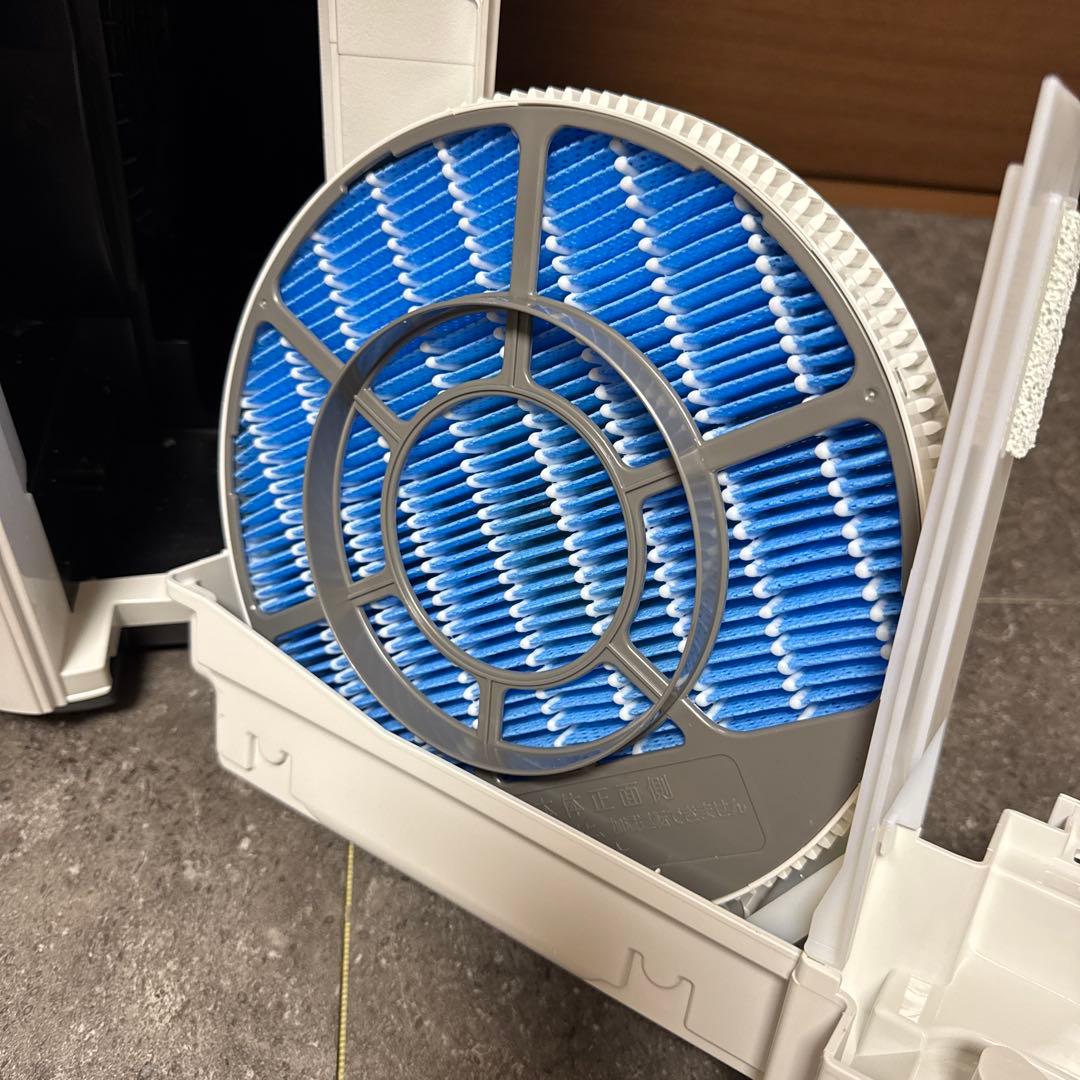 超美品‼️SHARP 加湿空気清浄機 ホワイトkc-40th7-w