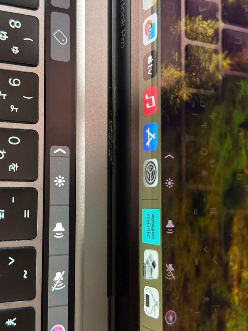 MacBook本体 macbookpro 13 2020 two thunderbolt3 port