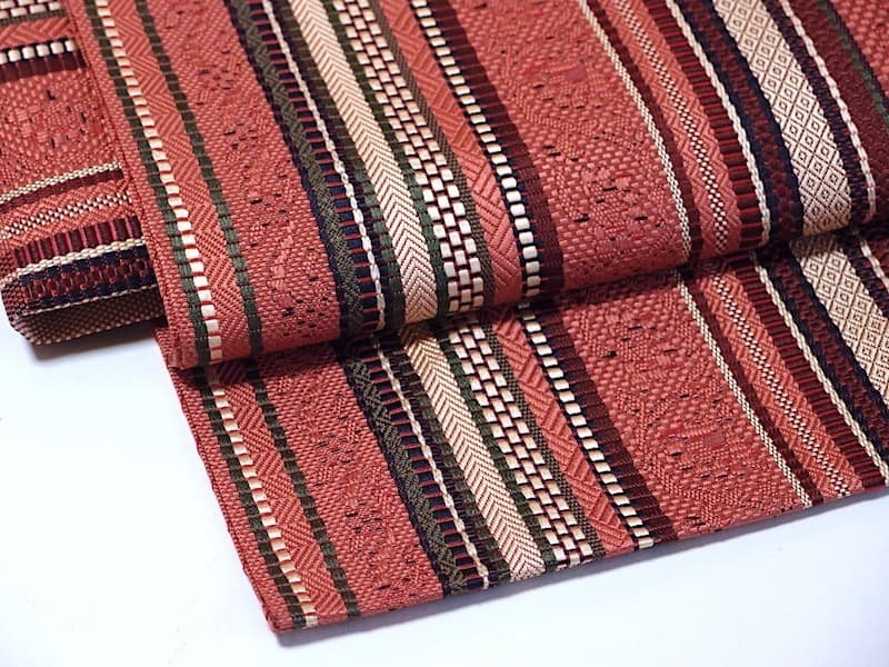 織りの八寸名古屋帯（縦縞に花文）正絹美品