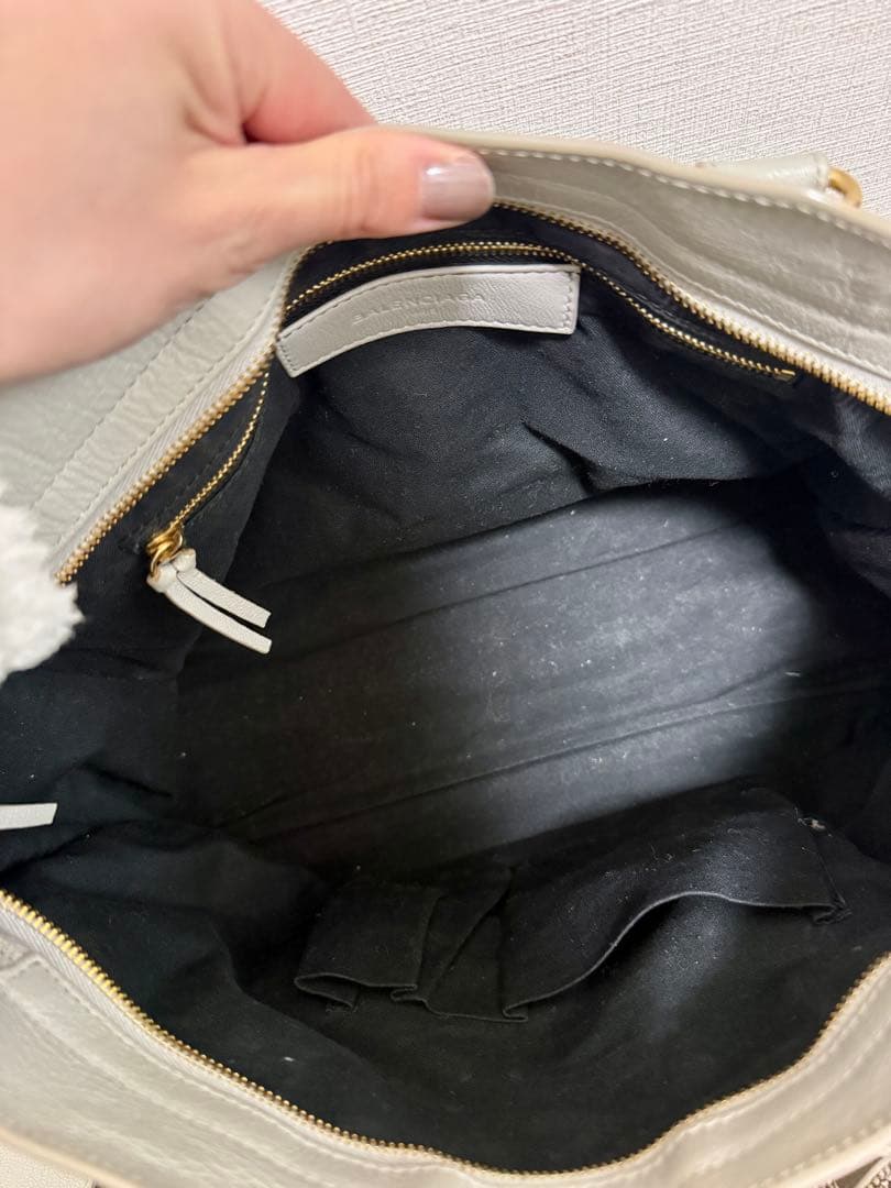 週末値下バレンシアガ クラシック メタリックエッジ シティ 2way グレージュ