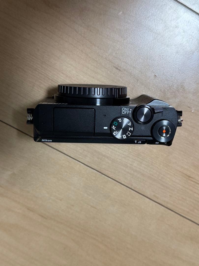 【美品】Nikon 1 J5 ダブルズームレンズキット +レンズ等