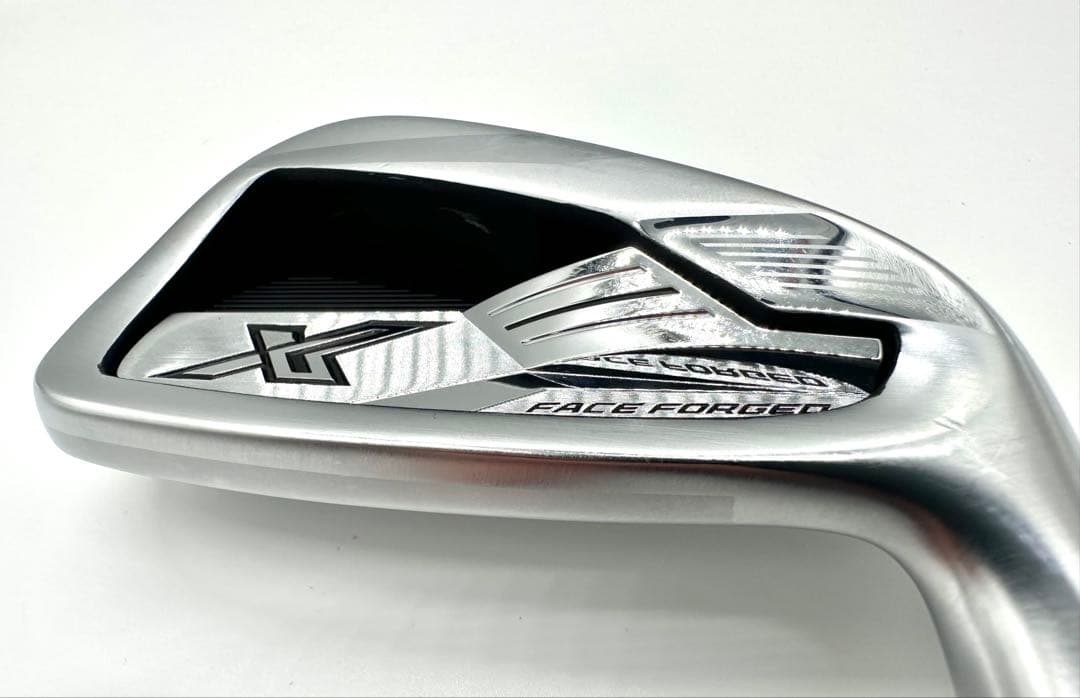 中古美品｜ゼクシオX｜EKS4番アイアン2023年｜トラビルTRAVIL85