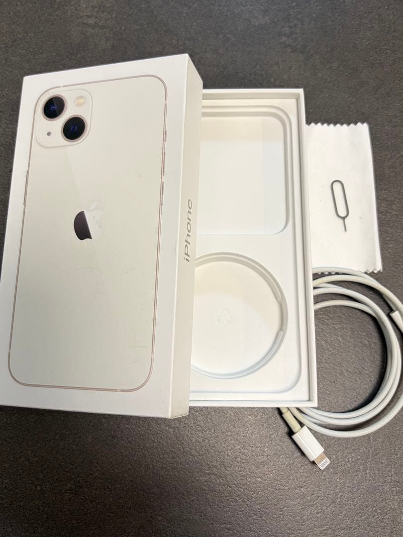 iPhone 13 128GB ホワイト