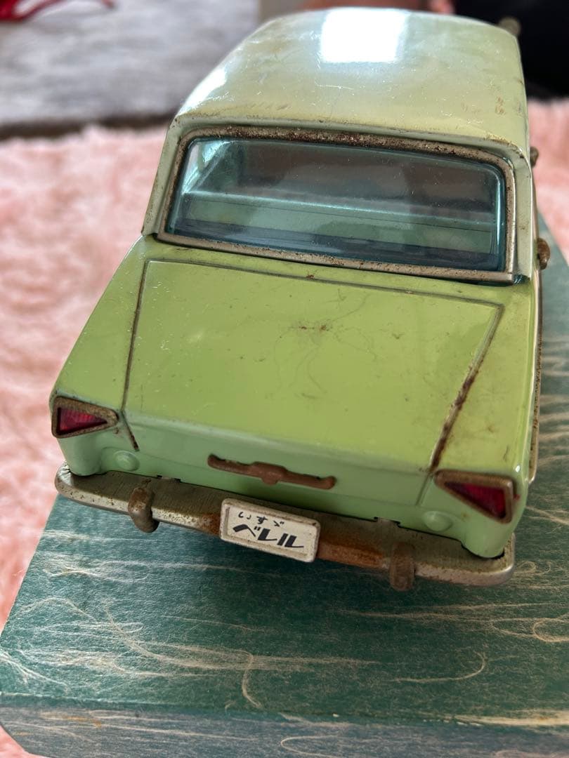 希少　いすゞ　ベレル　ブリキ　車