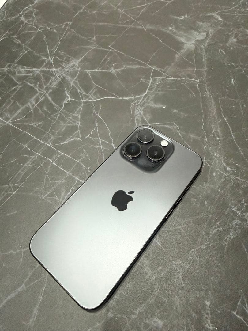 スマートフォン本体 iPhone15Pro 256GB