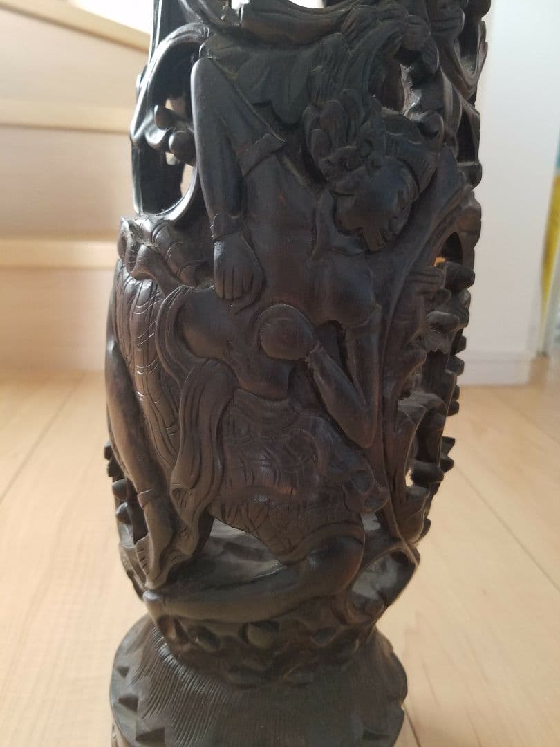 超貴重　約45年前にバリ島で購入した　大型木製透かし彫りのランプスタンドのベース