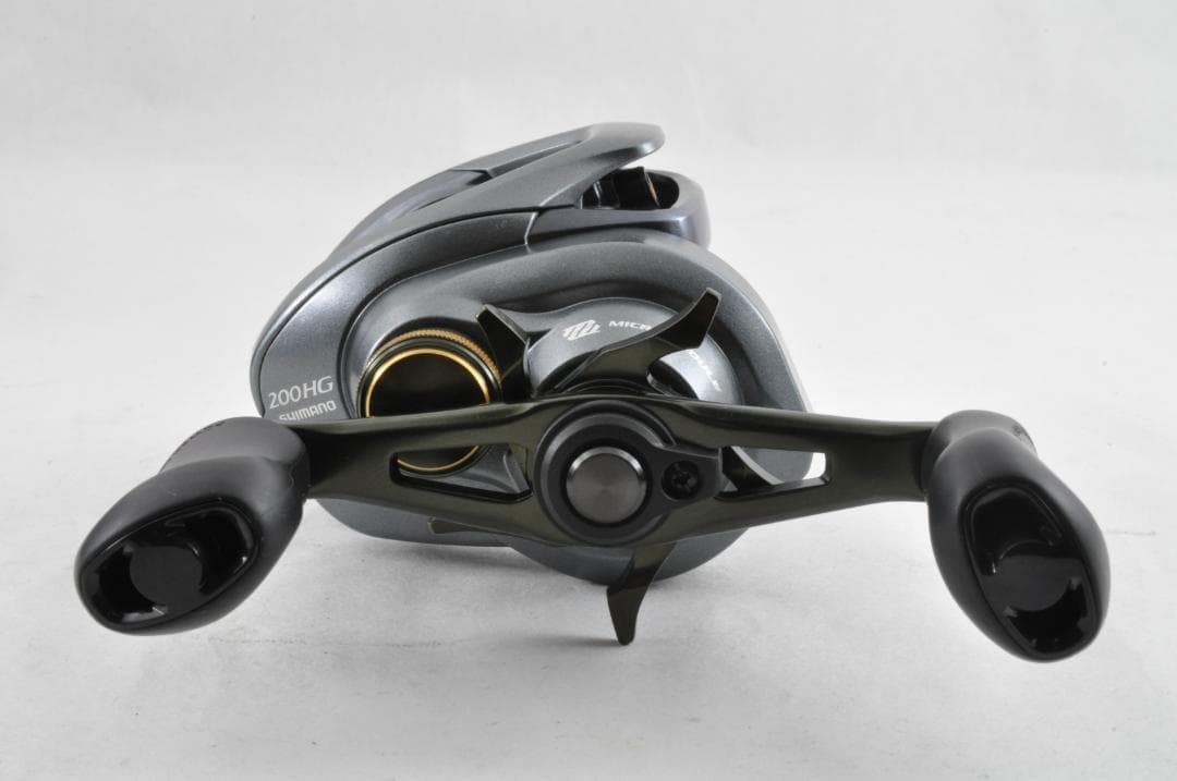 【新品・未使用品】シマノ クラド DC 200HG