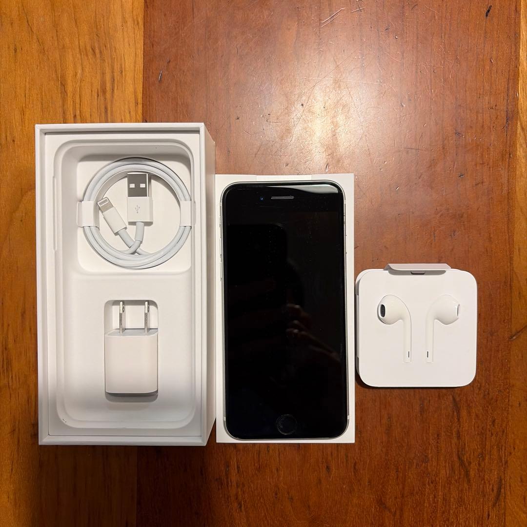 iPhone SE2 ホワイト128GB本体 バッテリー98% SIMフリー