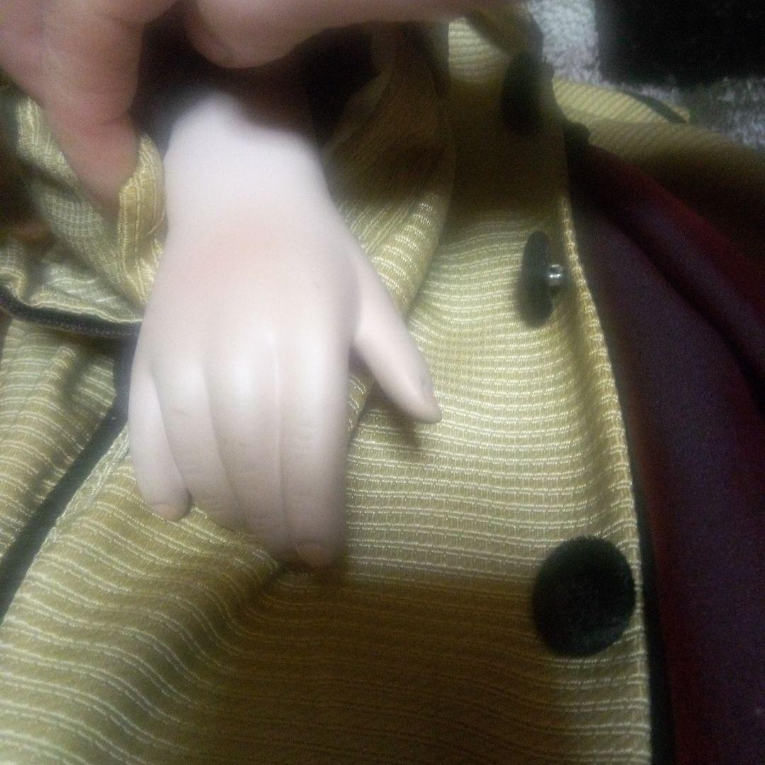 癒し系柔らかな表情の少女／アンティークドール