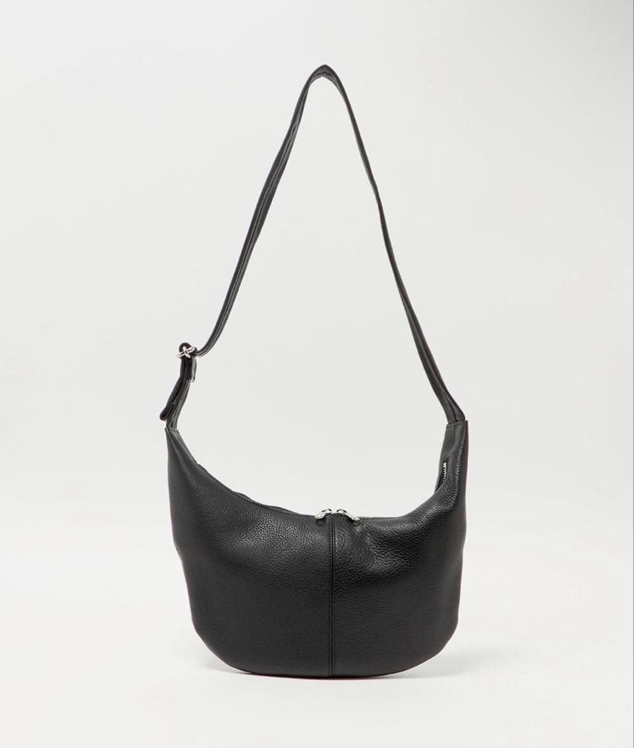 【Beauty&Youth】レザームーンショルダーバッグ