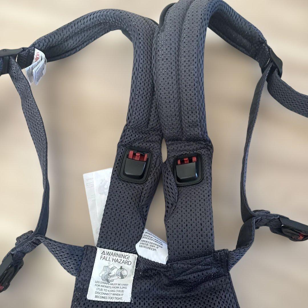 BABYBJÖRN 抱っこ紐 メッシュ　ハーモニー