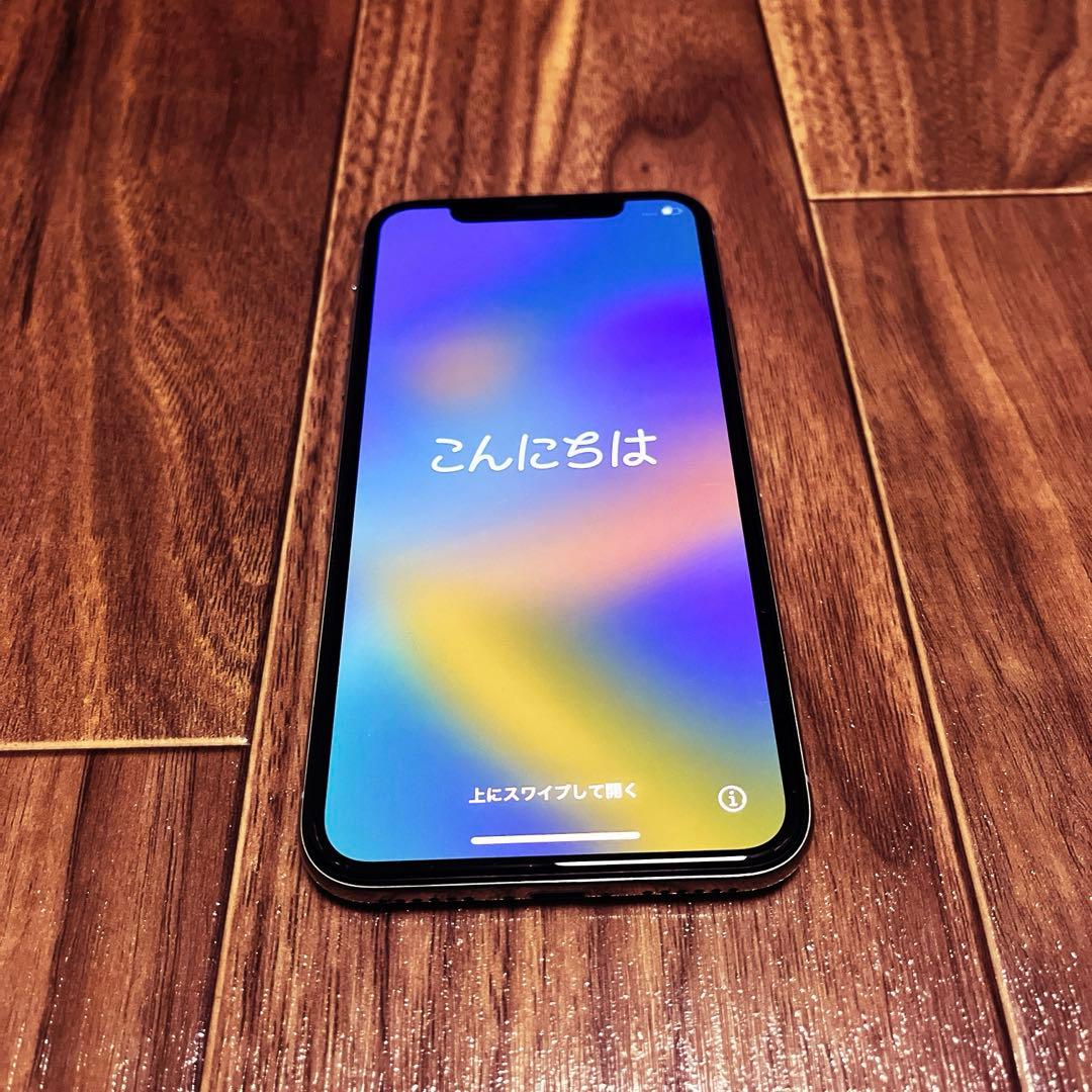 Apple iPhone X 256GB シルバー simロックあり