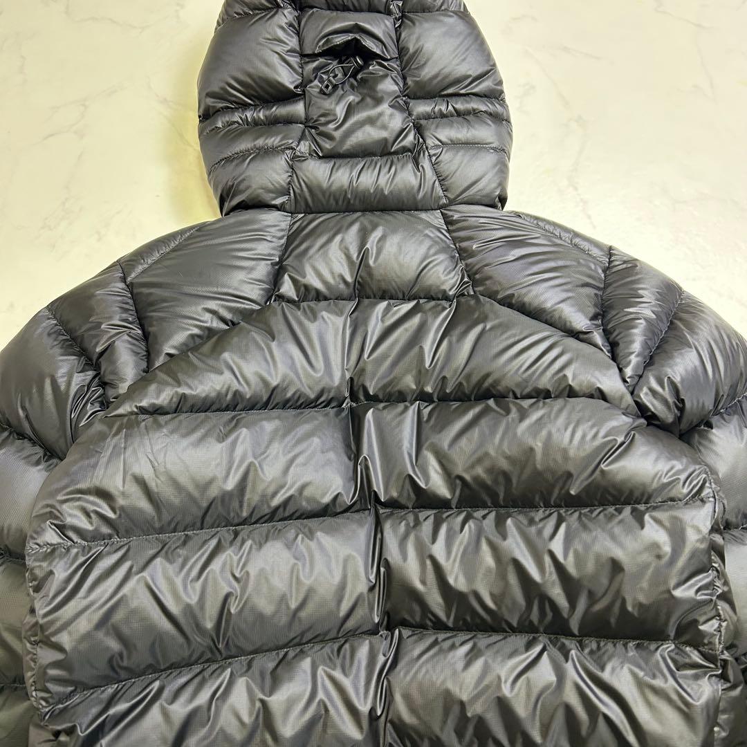 【現行モデル】極美品 パタゴニア フィッツロイダウンフーディ 黒 M 25年製