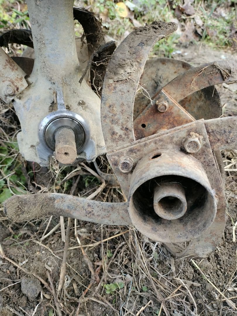 ホンダ耕運機ＦＨ２２０畝立て付き