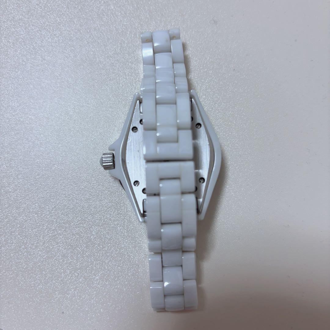 ❤️✨erk ✨ダリア ✨✨　ホワイト　時計