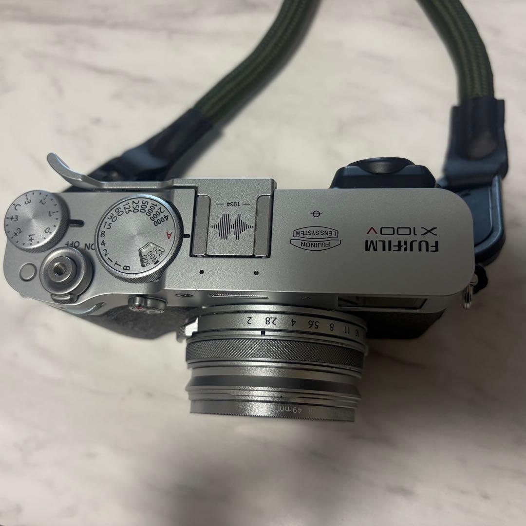 Fujifilm X100V シルバー