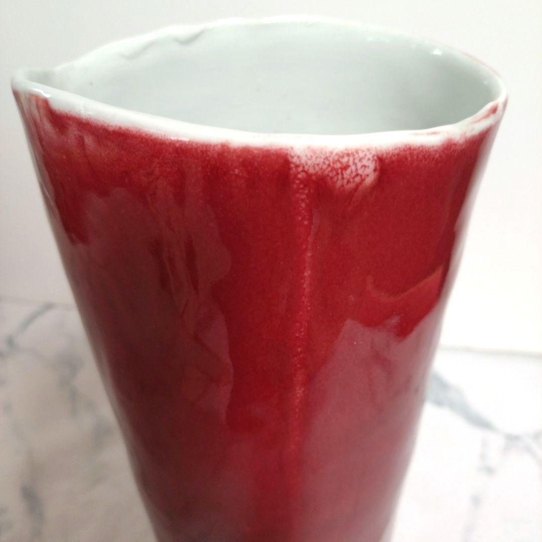 赤い陶器製花瓶　花立て　フラワーベース　骨董品