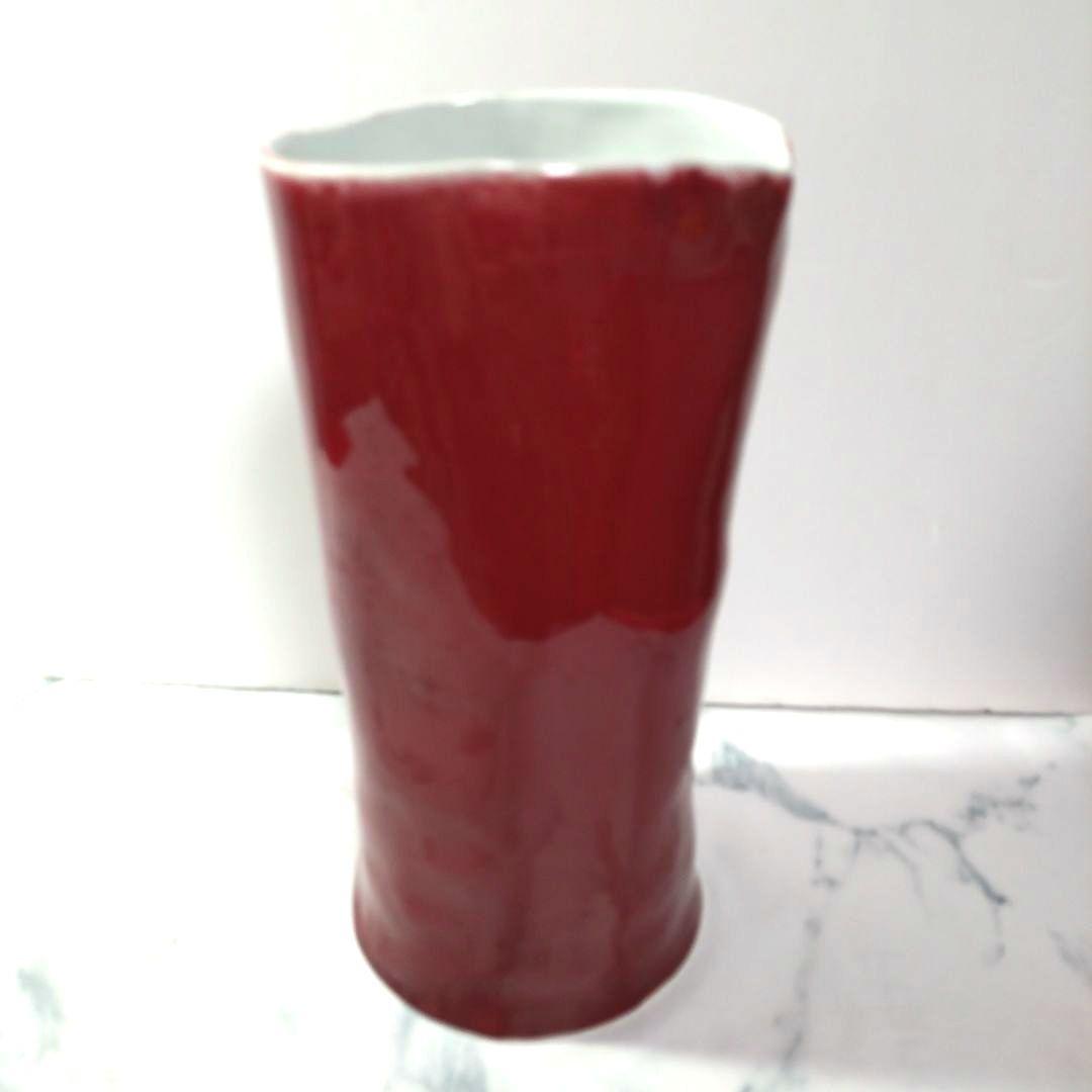 赤い陶器製花瓶　花立て　フラワーベース　骨董品