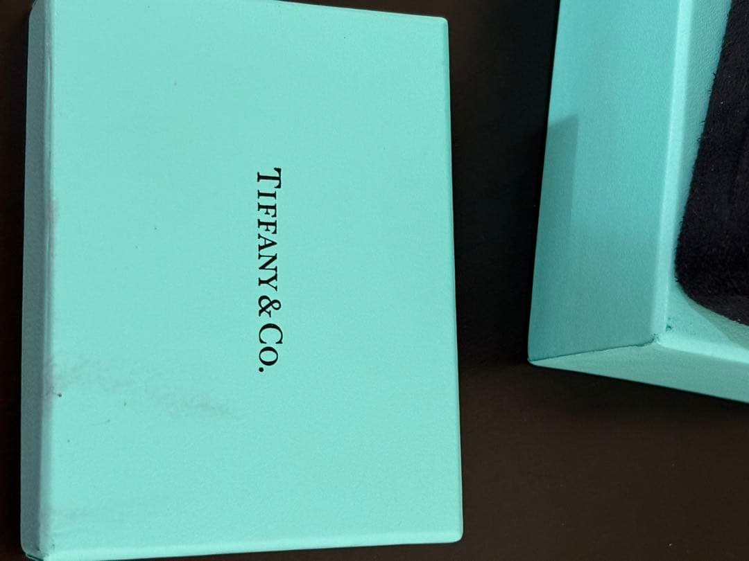 ティファニー　ダイヤピアス片耳