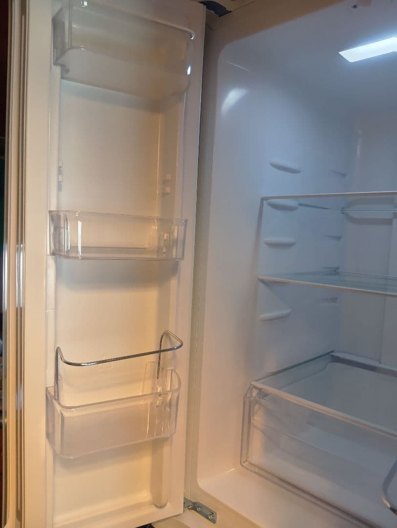 ニトリ ファン式冷蔵庫320L HM2C01 2024年製